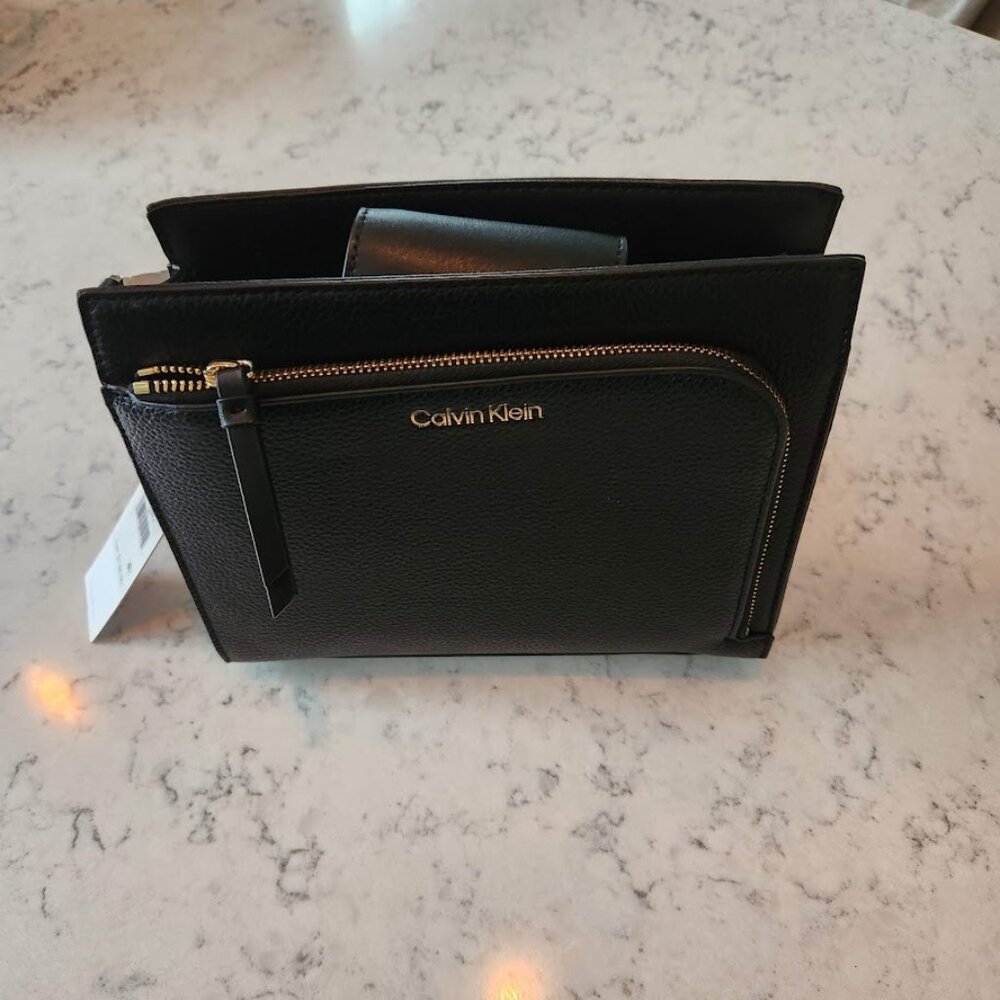 Calvin Klein Leather purse